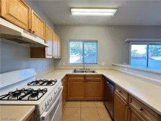 Photo #3: 2544111 Listing 