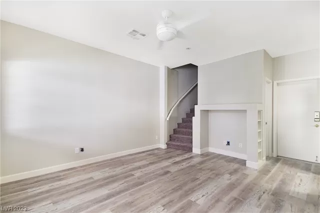 MLS: 2544122 Condo For Sale