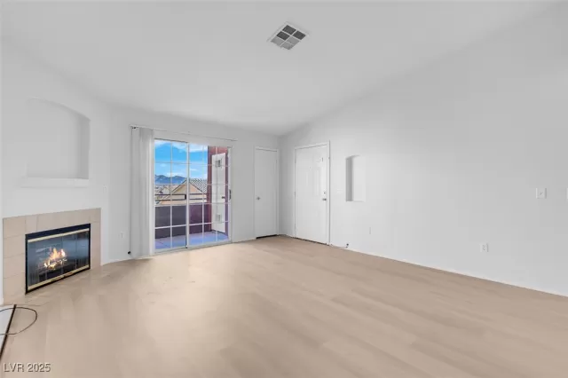 MLS: 2544147 Condo For Sale