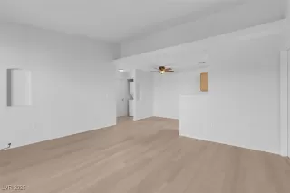 Photo #2: 2544147 Listing