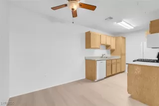 Photo #3: 2544147 Listing