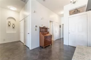 Photo #5: 2544154 Listing 