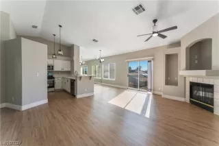 Photo #4: 2544156 Listing 