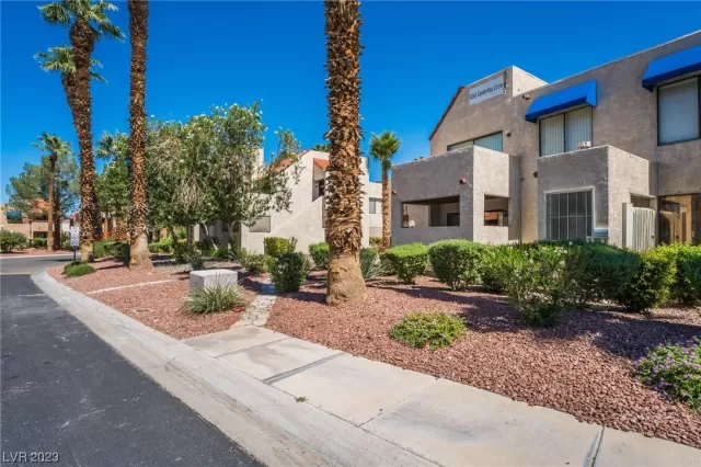 MLS: 2544162 Condo For Sale