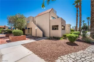 Photo #2: 2544162 Listing