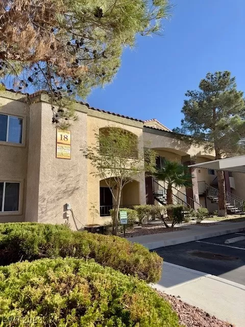 MLS: 2544174 Condo For Sale