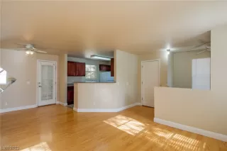 Photo #3: 2544175 Listing