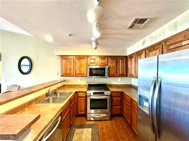 MLS: 2544214 Condo For Sale