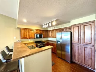 Photo #1: 2544214 Listing 