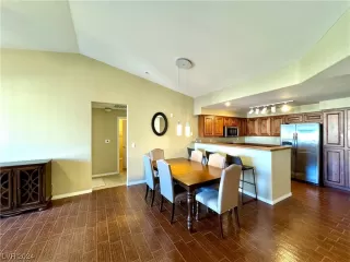 Photo #3: 2544214 Listing 