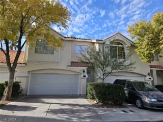 Photo #1: 2544226 Listing