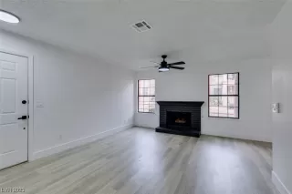 Photo #6: 2544228 Listing 