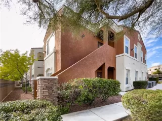 Photo #1: 2544241 Listing 