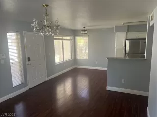 Photo #1: 2544248 Listing 