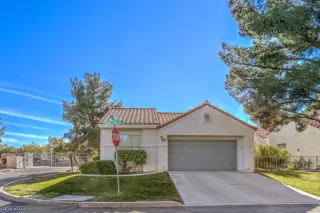 Photo #1: 2544275 Listing 