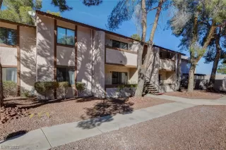 Photo #2: 2544285 Listing