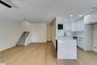 Photo #3: 2544299 Listing 