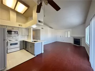 Photo #2: 2544310 Listing 