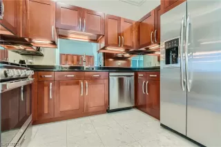 Photo #5: 2544312 Listing