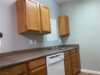 Photo #6: 2544344 Listing 