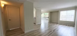 Photo #1: 2544351 Listing 