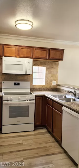 Photo #3: 2544351 Listing 