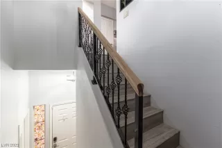 Photo #2: 2544396 Listing 