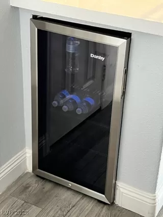 Photo #5: 2544396 Listing 