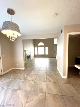 Photo #2: 2544408 Listing 