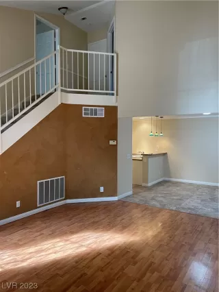 Photo #4: 2544411 Listing 