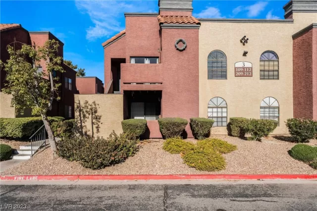 MLS: 2544413 Condo For Sale