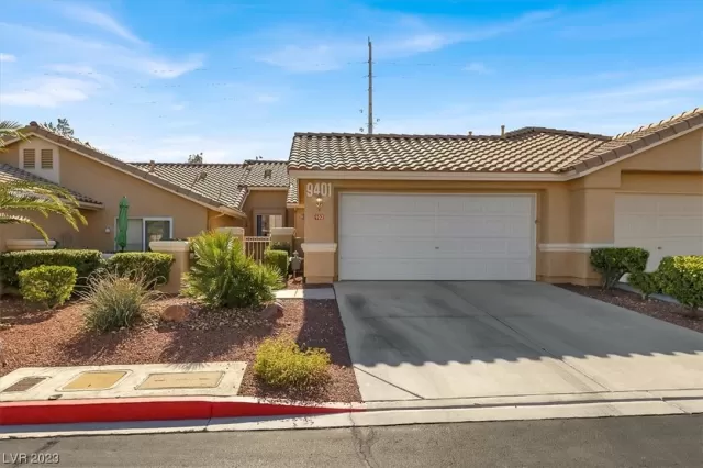 MLS: 2544431 Condo For Sale