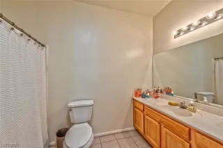 Photo #5: 2544438 Listing 