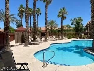 Photo #2: 2544466 Listing