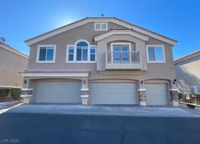 MLS: 2544496 Condo For Sale