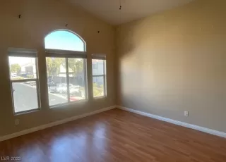 Photo #5: 2544496 Listing 