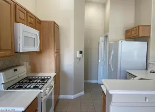 Photo #6: 2544496 Listing 