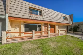 Photo #5: 2544515 Listing