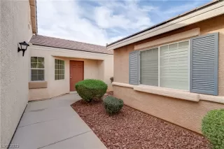 Photo #2: 2544531 Listing