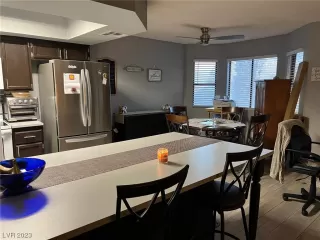 Photo #6: 2544564 Listing