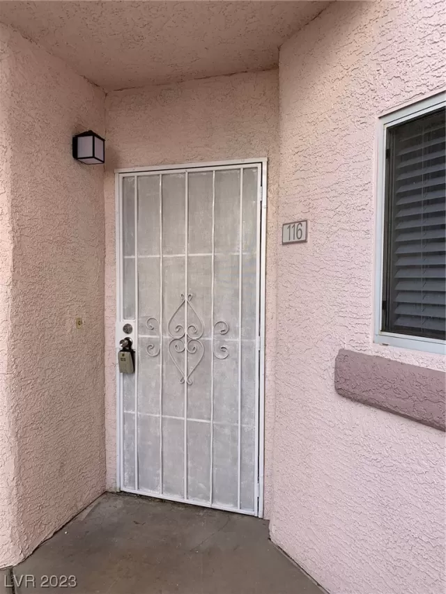 MLS: 2544607 Condo For Sale