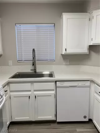 Photo #6: 2544607 Listing 