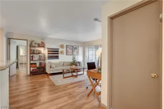 Photo #5: 2544610 Listing