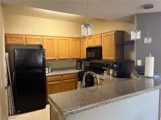 Photo #6: 2544638 Listing 