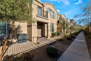 Photo #1: 2544643 Listing 