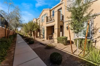 Photo #2: 2544643 Listing 