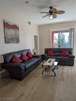 Photo #3: 2544660 Listing 