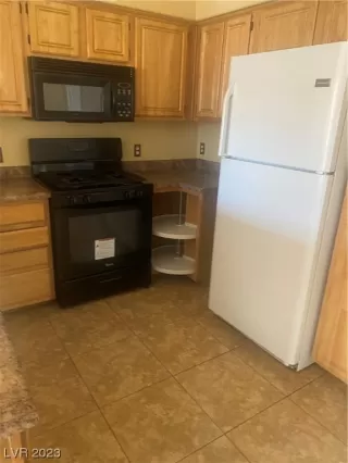 Photo #5: 2544663 Listing 