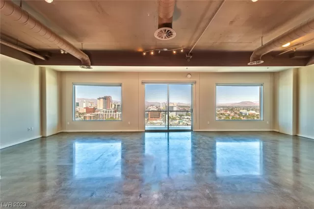 MLS: 2544664 Condo For Sale