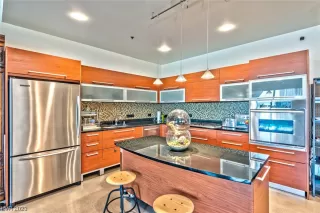 Photo #3: 2544664 Listing